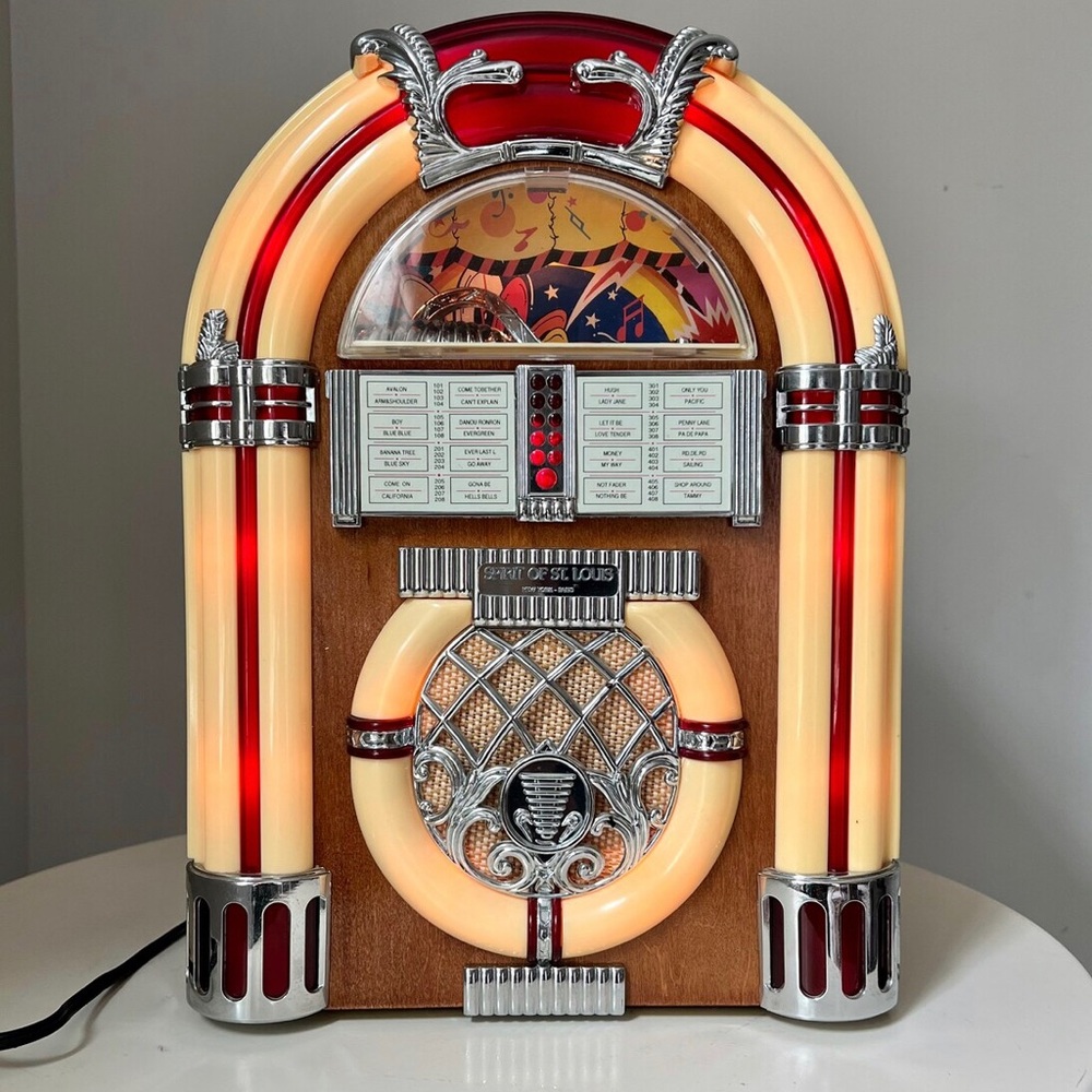 Vintage Spirit of Saint Louis Tabletop Jukebox Radio & Cassette Player